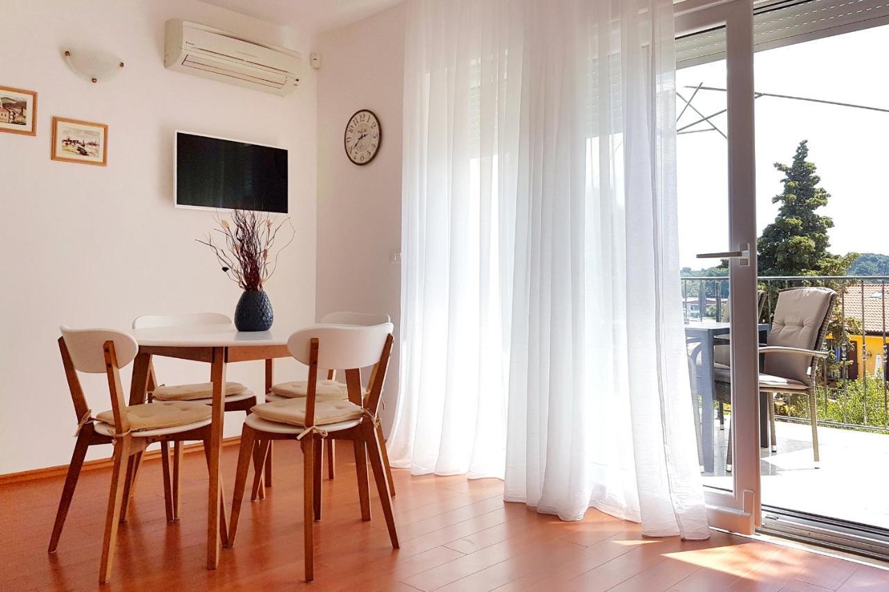 Apartman Apartments By The Sea Rovinj - 3373 *